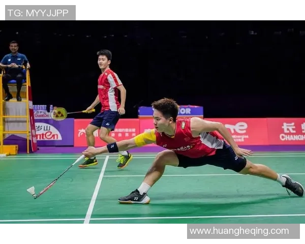 杭州羽毛球队在冠军赛中的技术表现分析与精彩瞬间回顾 杭州羽毛球队在冠军赛中的技术表现分析与精彩瞬间回顾